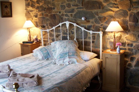 Nuggetty Cottage - Phillip Island Accommodation 1