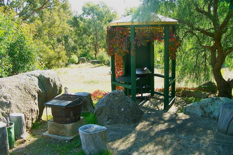 Nuggetty Cottage - Phillip Island Accommodation 2