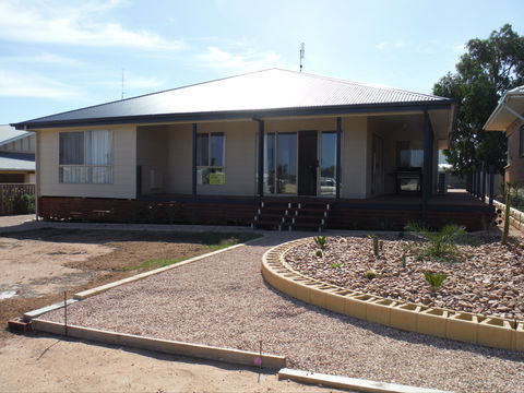 Robbo's - Phillip Island Accommodation 0
