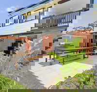 Sputnik Beach House - Phillip Island Accommodation