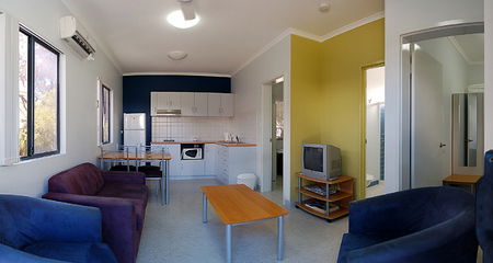 Mandurah Ocean Marina Chalets - Phillip Island Accommodation 1