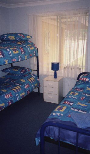 JJ's Holiday Cottages - Butler Street - Phillip Island Accommodation 4