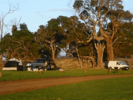 Ayr Sailean - Phillip Island Accommodation 5