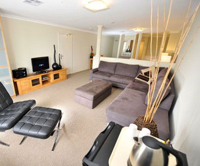 Breakwater Bed And Breakfast - Phillip Island Accommodation 0