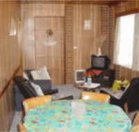 Dunsmore Holiday Unit - Phillip Island Accommodation