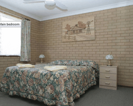 Port Denison Holiday Units - Phillip Island Accommodation 2