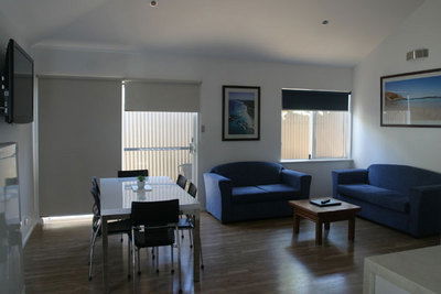 Clearwater Motel Apartments - Phillip Island Accommodation 2