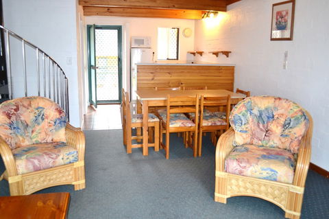 Cottesloe Beach Chalets - Phillip Island Accommodation 4