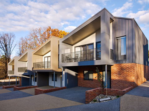 Art House Townhouses - Phillip Island Accommodation 0