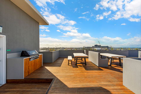Astra Apartments Newcastle - Phillip Island Accommodation 1