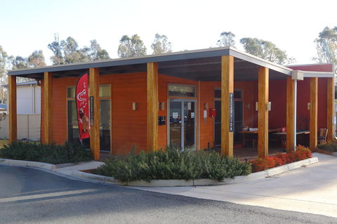 Bridgewater Public Caravan Park - Phillip Island Accommodation 0