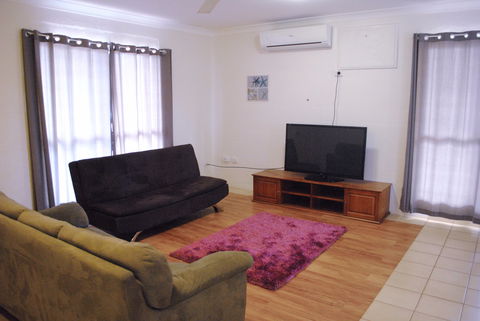 East Arnhem Real Estate - 6A Isal - Phillip Island Accommodation 0