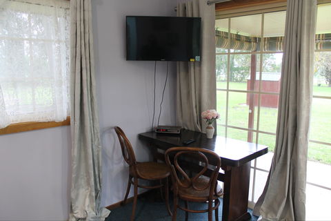 Factory Lane Bed & Breakfast - Phillip Island Accommodation 2