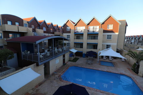 Hillary's Apartment - Phillip Island Accommodation 0