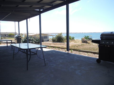 Number 99A - Phillip Island Accommodation 0