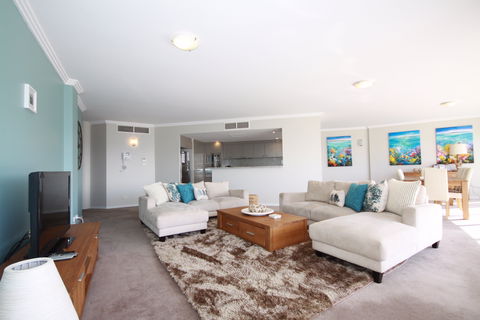 Oasis 11 - Phillip Island Accommodation 1