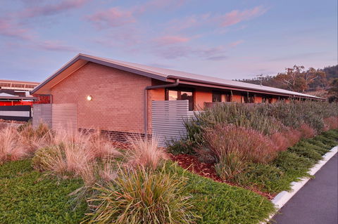 The Foreshore Motel & Tavern (Hobart) Lauderdale - Phillip Island Accommodation 2