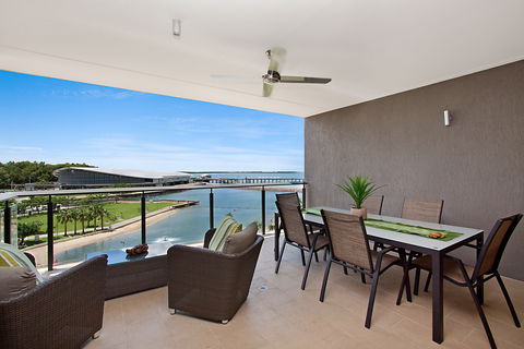 Akuna Waterfront - Phillip Island Accommodation 1