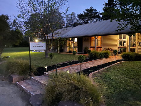 All Seasons Mansfield Accommodation - Phillip Island Accommodation 0