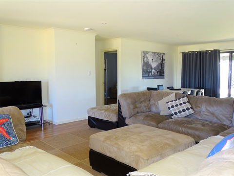 Baydream - Phillip Island Accommodation 2
