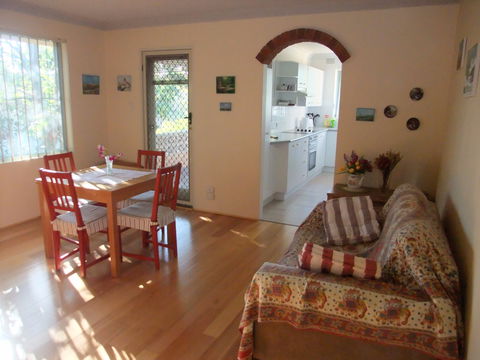 Beach Stay Dee Why - Phillip Island Accommodation 0