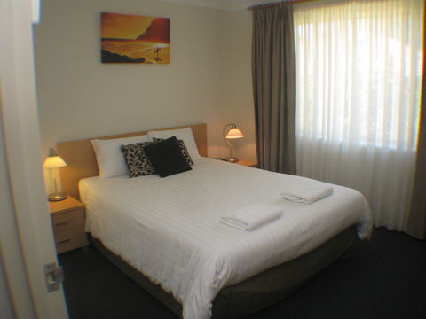 Beaches Serviced Apartments - Phillip Island Accommodation 1