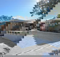 Cardiff Executive Apartments - Phillip Island Accommodation