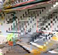 Coonawarra's Pyrus Cottage - Phillip Island Accommodation