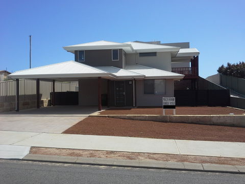Cozzys Condo Luxury Beach House - Phillip Island Accommodation 0
