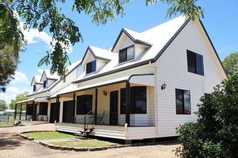 Dalby Apartments Self Contained Motel Accommodation - Phillip Island Accommodation 0