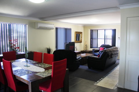 Dalby Apartments Self Contained Motel Accommodation - Phillip Island Accommodation 2