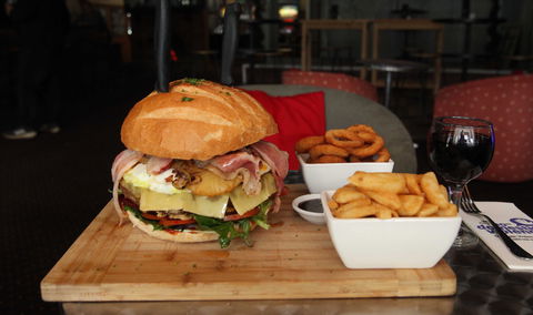 Edward River Hotel - Phillip Island Accommodation 2