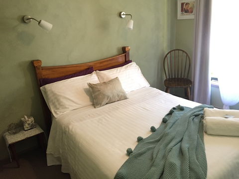 Fifth Ave Katoomba Retreat - Phillip Island Accommodation 0