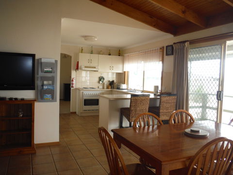 Kaysand - Phillip Island Accommodation 1