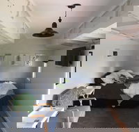 Miners Ridge Vineyard Railway Carriage BB - Phillip Island Accommodation