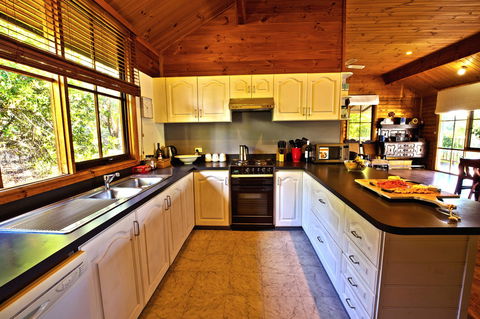 Namaste - Phillip Island Accommodation 2