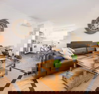 Rustic Charm - Phillip Island Accommodation