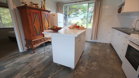 Sisters Beach House - Phillip Island Accommodation 1