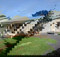 Sutton Forest Cottage