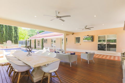 The Hills House At Hahndorf - Phillip Island Accommodation 0