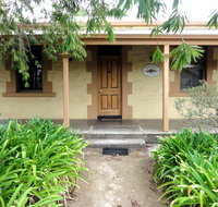 Walnut Cottage - Phillip Island Accommodation