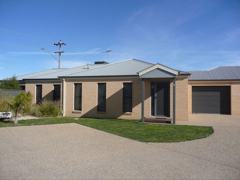 Amarco 4 - Phillip Island Accommodation 0