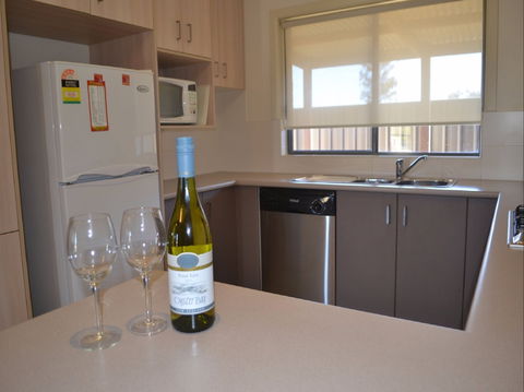 Amarco 4 - Phillip Island Accommodation 2