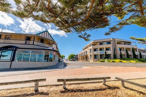 Aurora Ozone Hotel - Phillip Island Accommodation 0