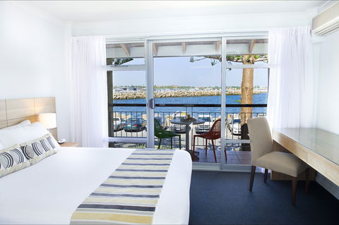 Be. Fremantle Serviced Apartments - Phillip Island Accommodation 1