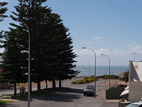 Blue Manna Waters - Apartment B - Phillip Island Accommodation 1