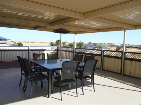 Deck To Sea - Phillip Island Accommodation 0