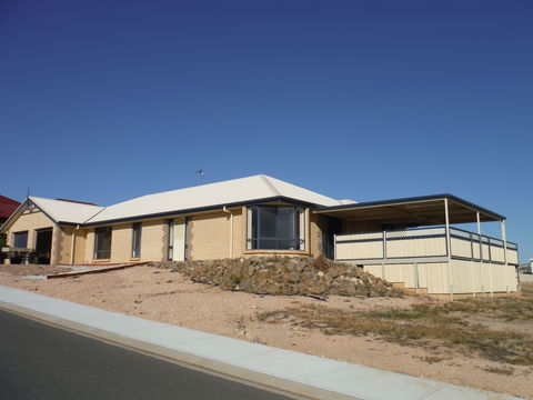 Deck To Sea - Phillip Island Accommodation 2