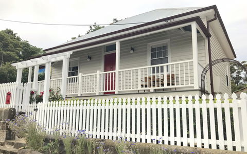 Donovans Cottage - Phillip Island Accommodation 0