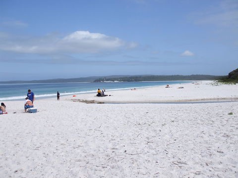 Hyams Beach Holiday Apartment - Phillip Island Accommodation 1